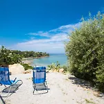 Ogliastro Sul Mare Holiday home *